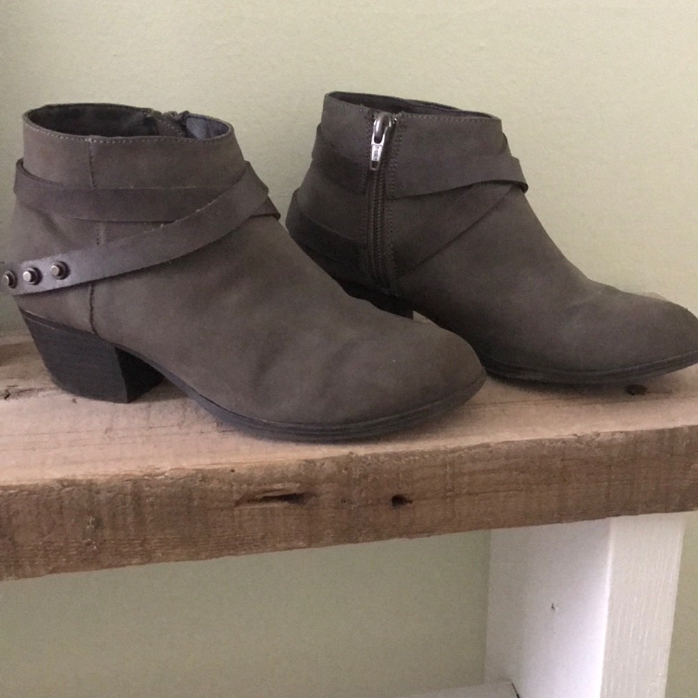 Booties - Picture 6 of 6